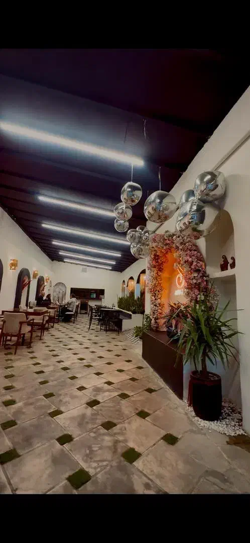 باریستا آشپز  ایرانی و فرنگی تخته کار  سالن دار|استخدام خدمات فروشگاه و رستوران|مشهد, کوثر|دیوار