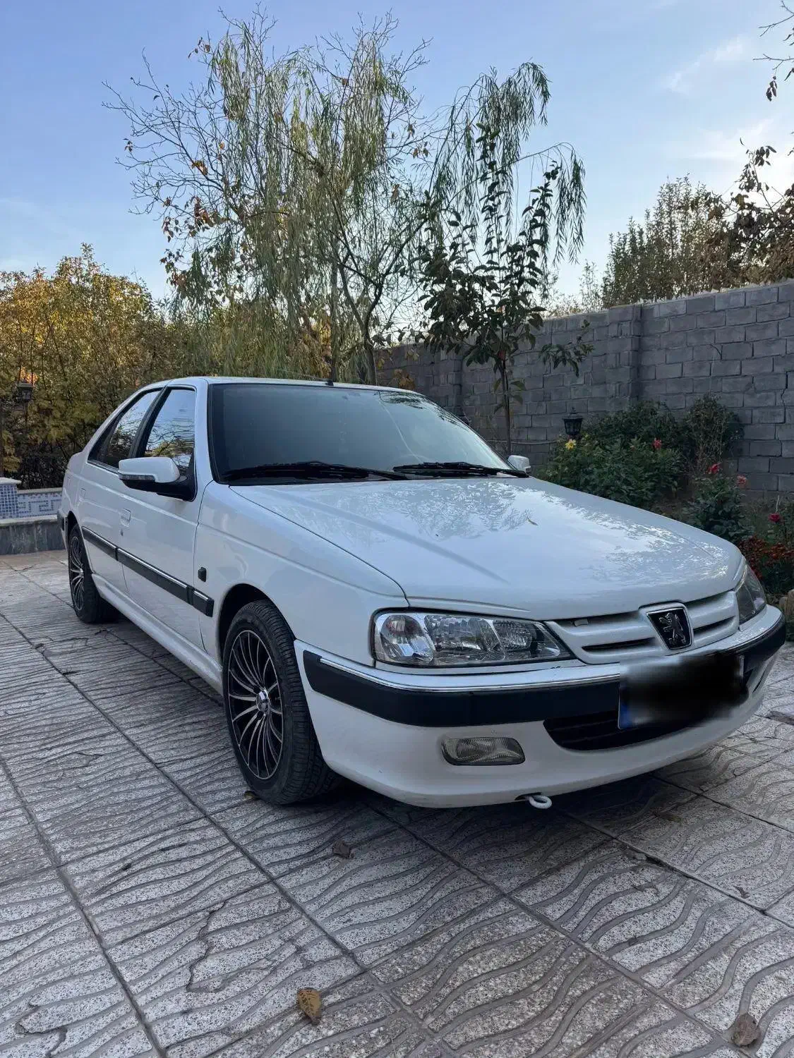 پارس سال ۹۳ داشبورد قدیم با رینگ و لاستیک ۹۰ درصد|خودرو سواری و وانت|بروجرد, |دیوار