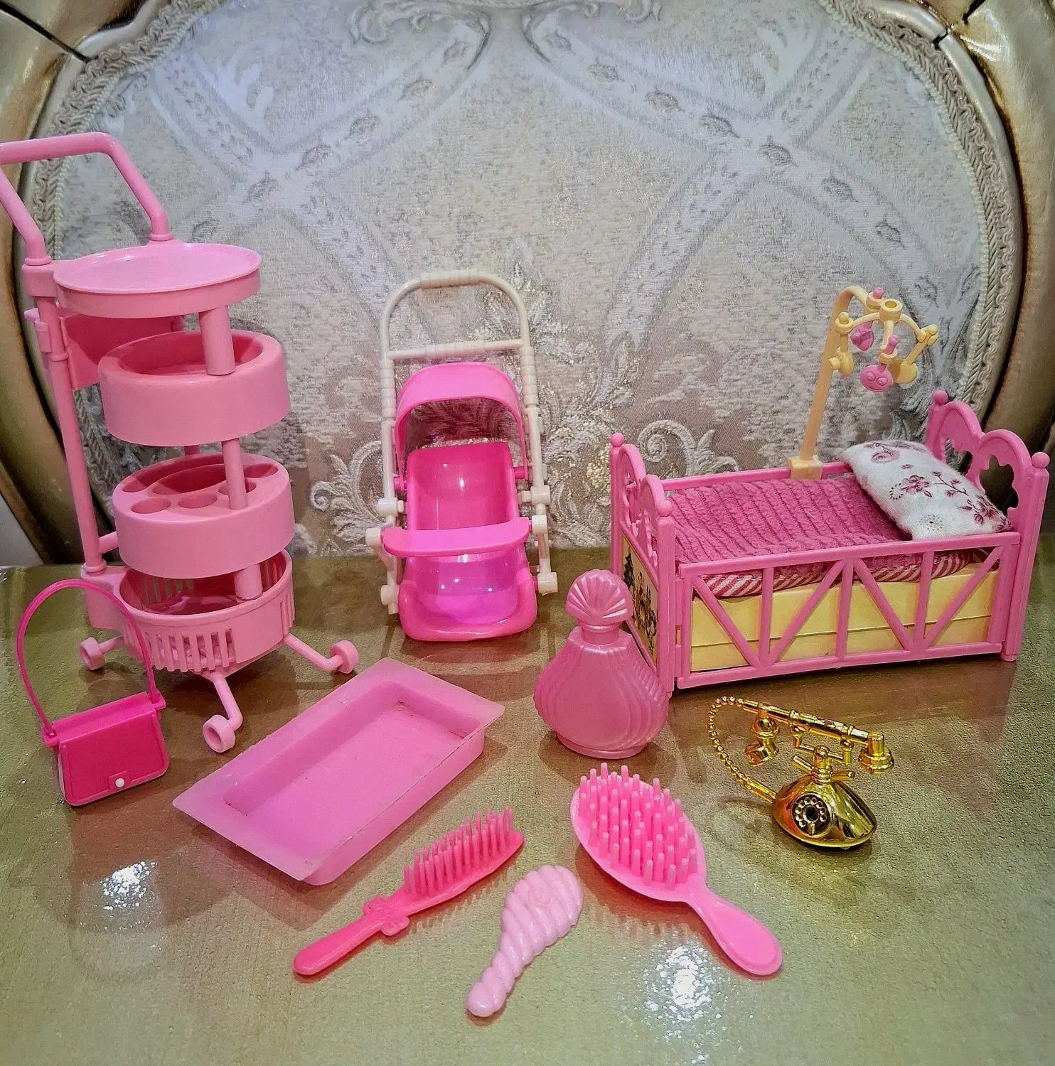 ست وسایل اتاق و آشپزخونه باربی|اسباببازی|نوشهر, |دیوار