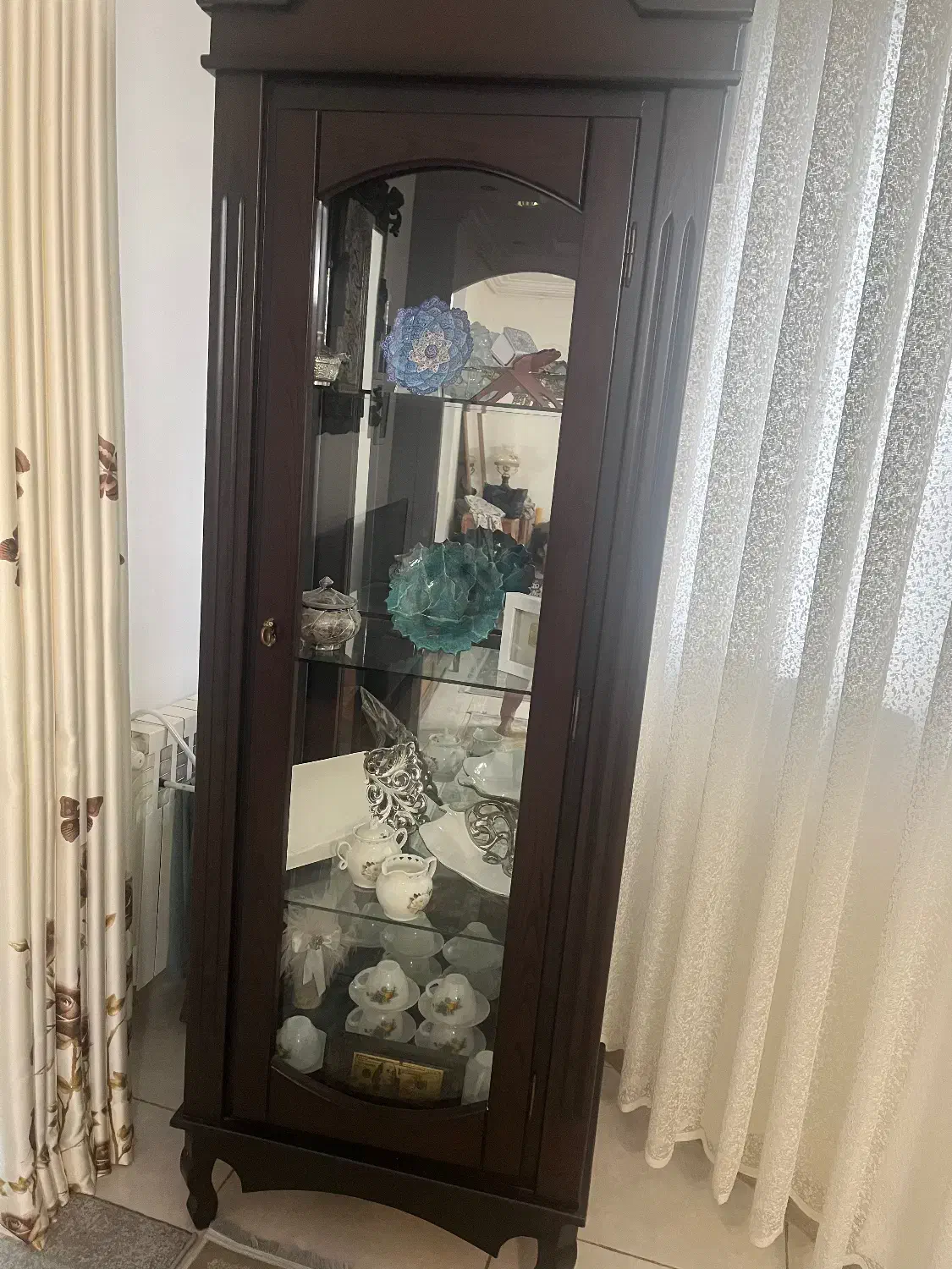 بوفه،ویترین|بوفه، ویترین، کنسول|رشت, باهنر|دیوار