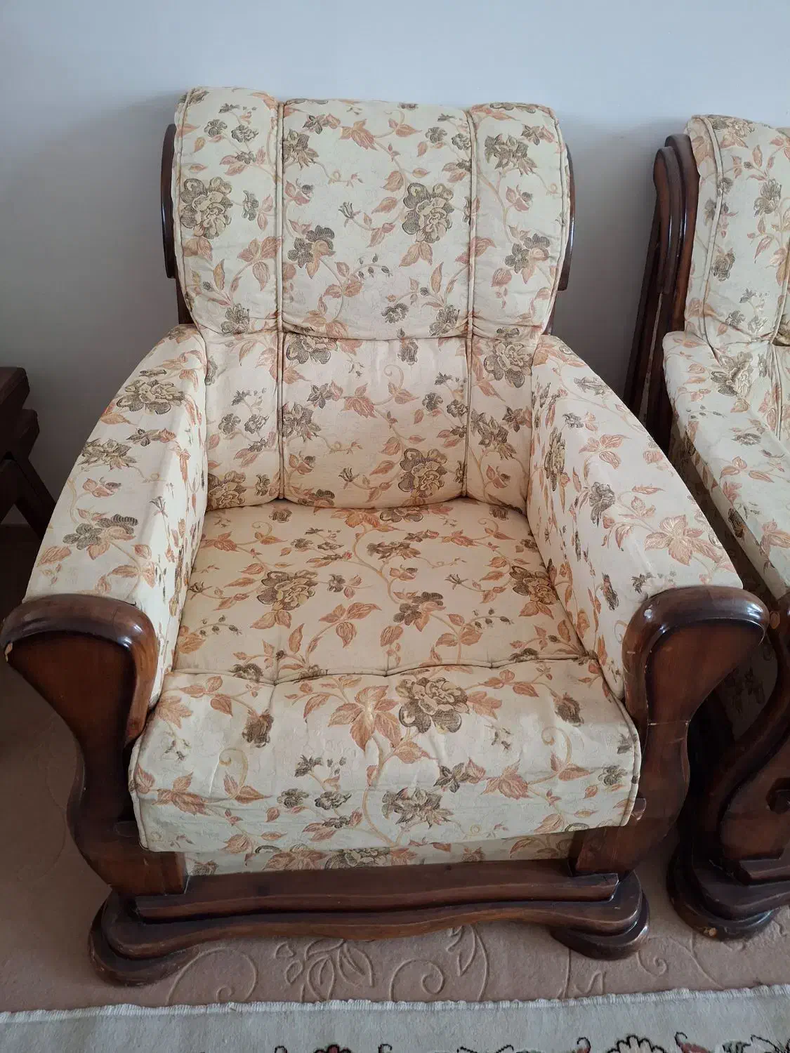 مبل راحتی ۷ نفره|مبلمان خانگی و میز عسلی|میبد, |دیوار