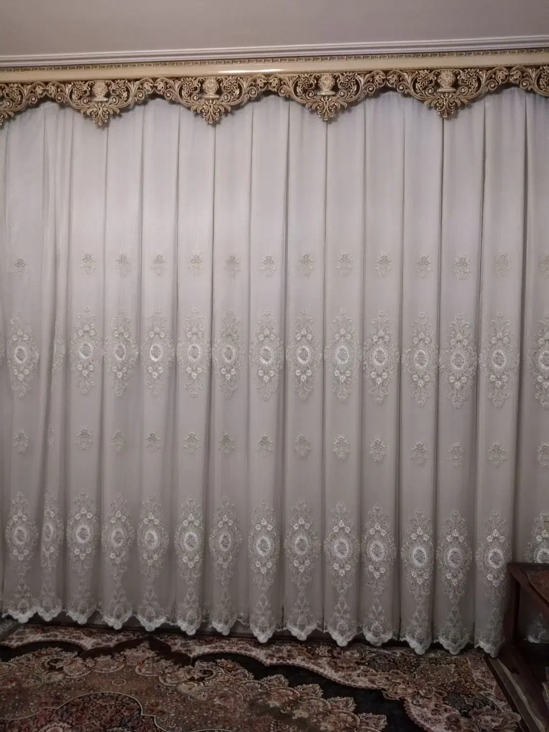 پرده شیک و به روز|پرده، رانر، رومیزی|قم, چهل درخت‎|دیوار