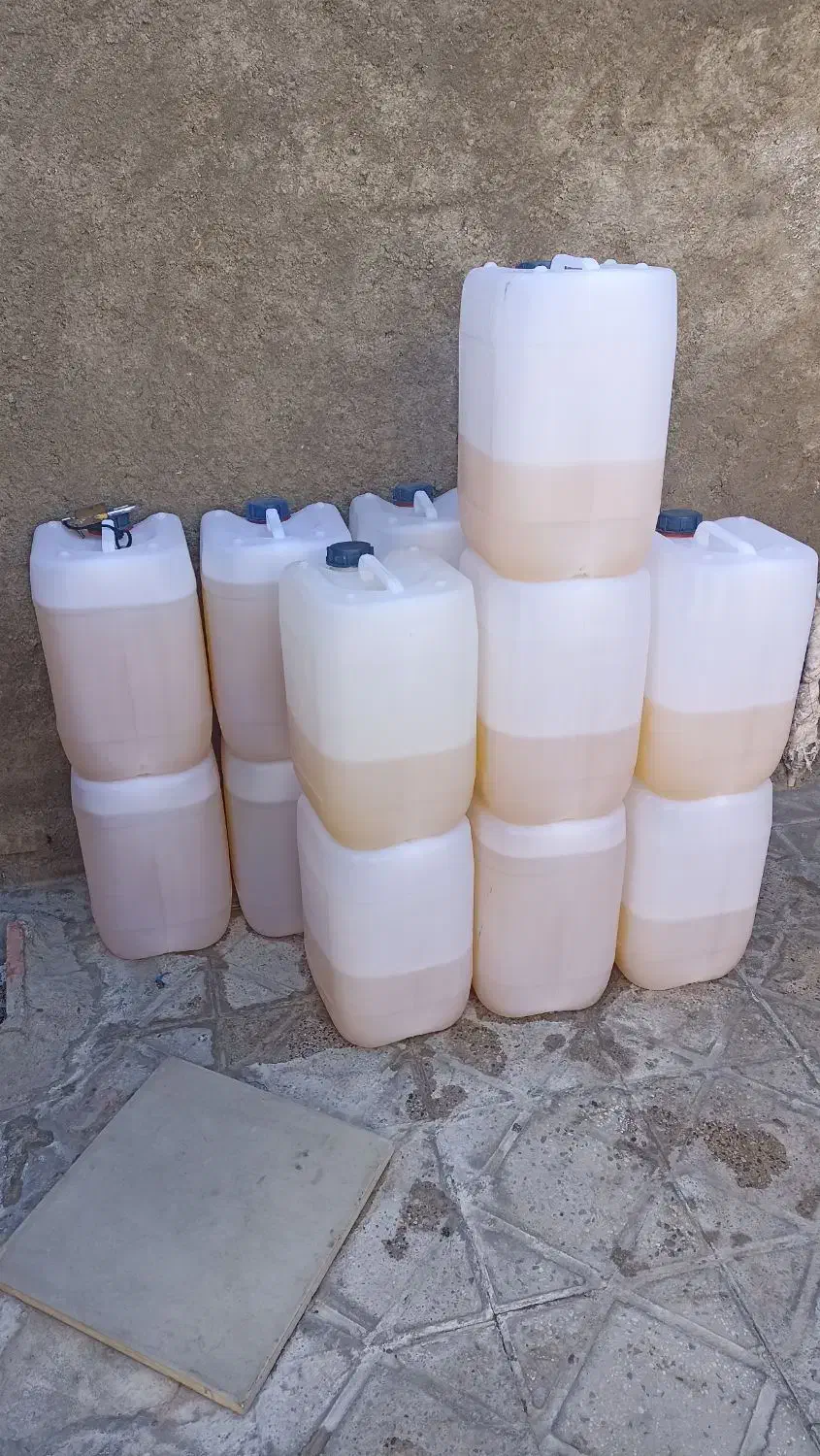 مایع درجه یک|مواد شوینده و دستمال کاغذی|بروجرد, |دیوار