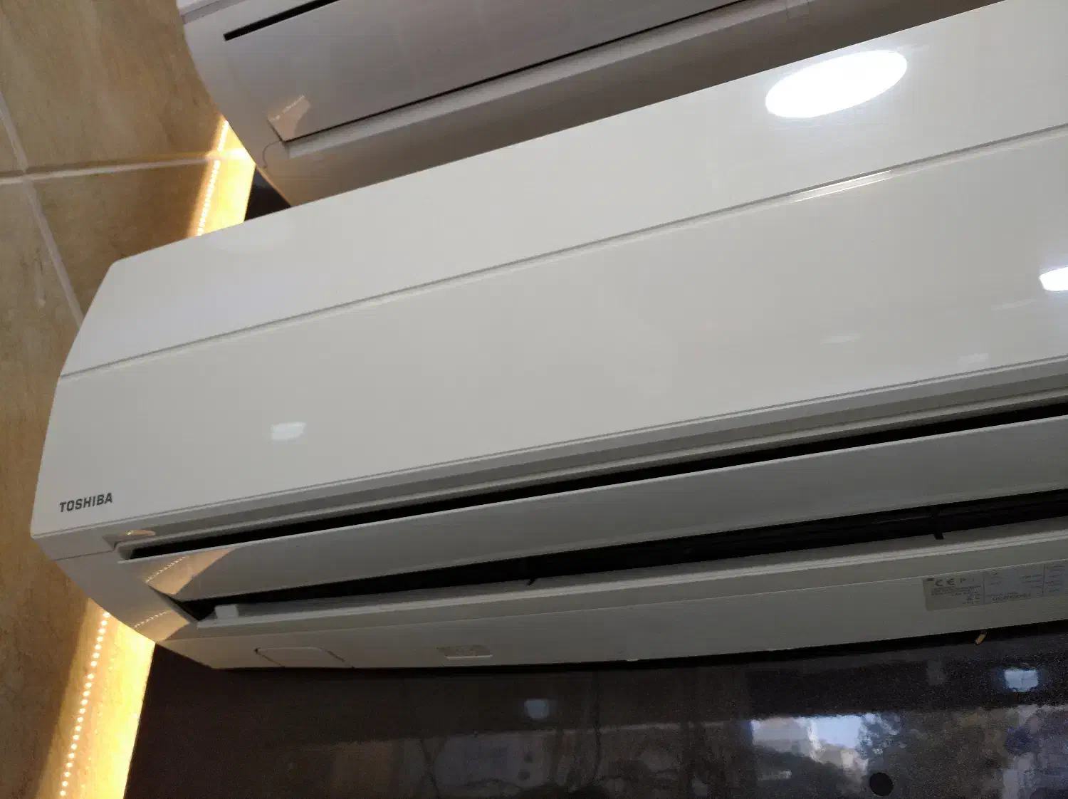 توشیبا ژاپنی اصل|کولر گازی و فن‌کوئل|تهران, صادقیه|دیوار