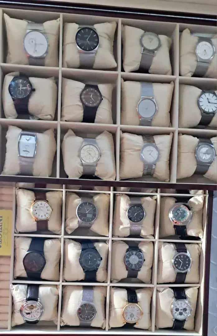 کلکسیون ساعت ۱۰۰ واحد|ساعت|پاکدشت, پاکدشت (مامازند)|دیوار