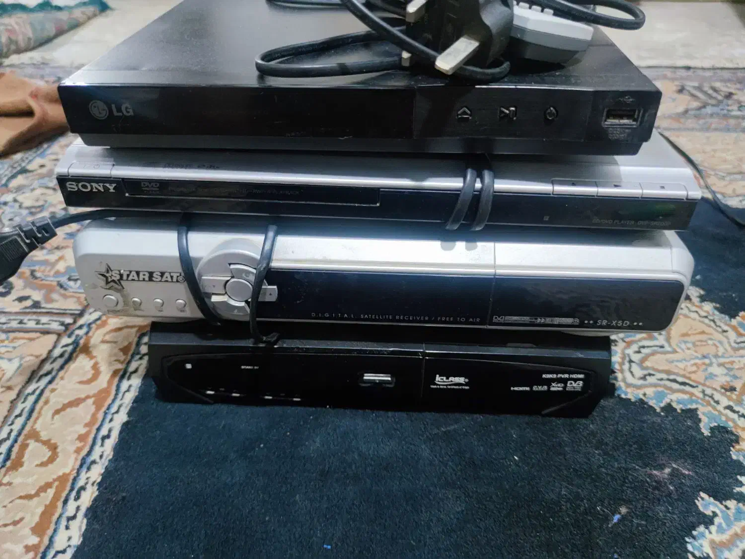 دو عدد DVD و دو عدد گیرنده|پخش‌کننده DVD و ویدیو|فردیس, شهرک راه آهن|دیوار