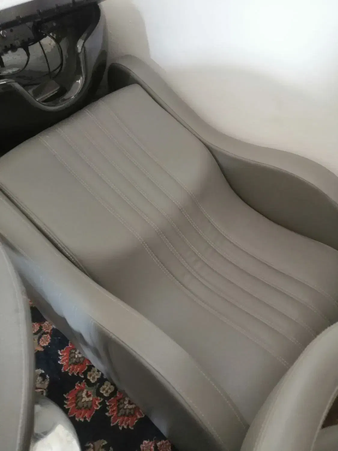 فروش صندلی و تجهیزات ارایشگاه|آرایشگاه و سالنهای زیبایی|قیروکارزین, |دیوار