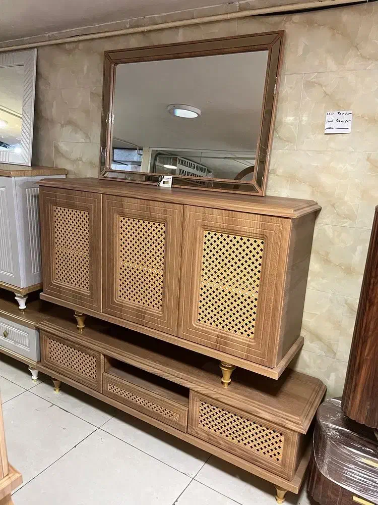 اینه کنسول میز تی وی|تخت و سرویس خواب|تهران, شهرک ولیعصر جنوبی|دیوار