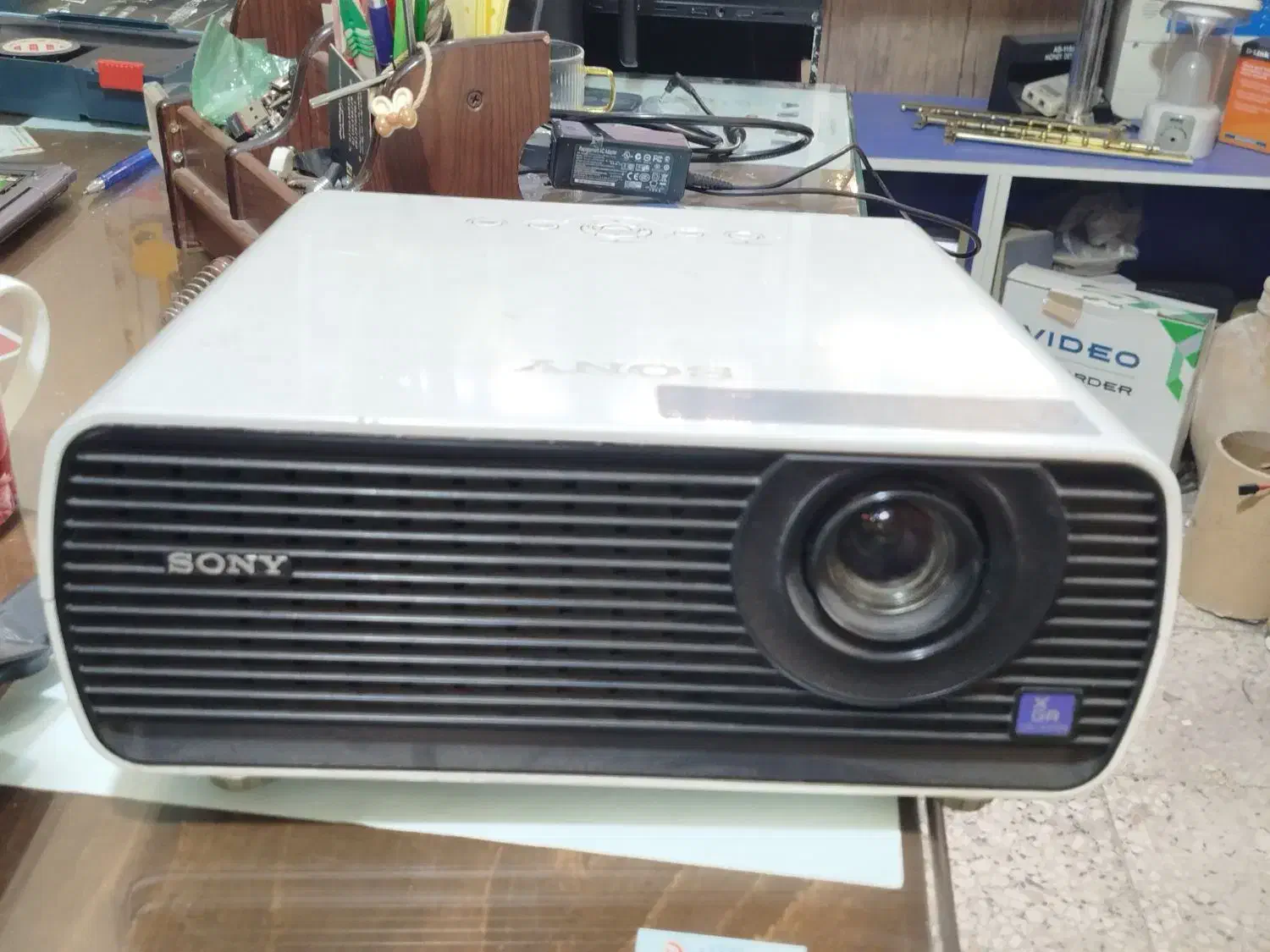 ویدیو پروژکتور سونی xga vpl ex100|تلویزیون و پروژکتور|تهران, دکتر هوشیار|دیوار