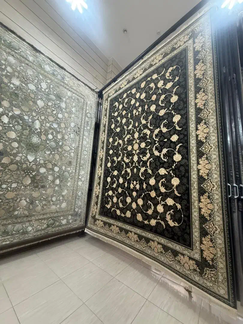 فرش نگین مشهد|فرش|شیراز, میانرود|دیوار