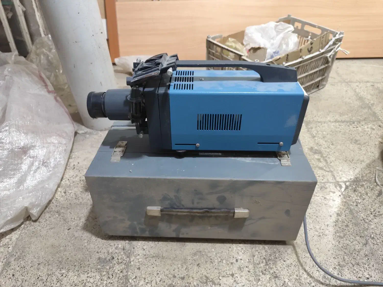 پروژکتور نمایش تصویر|تلویزیون و پروژکتور|ورامین, ورامین|دیوار