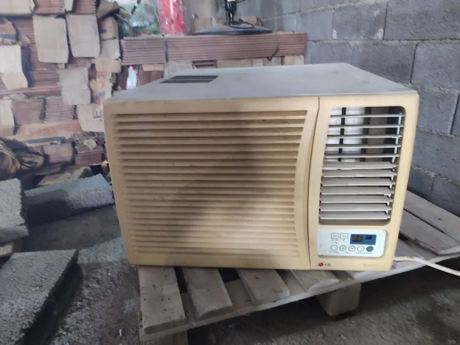 کولر پنجره ای|کولر گازی و فن‌کوئل|تنکابن, |دیوار