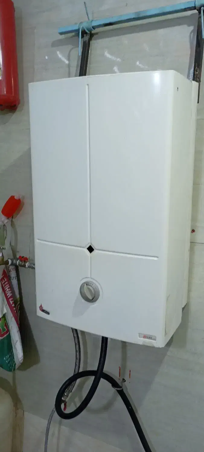 طرح تعویض آبگرمکن و پکیچ|آبگرمکن، پکیج، شوفاژ|تهران, مسعودیه|دیوار