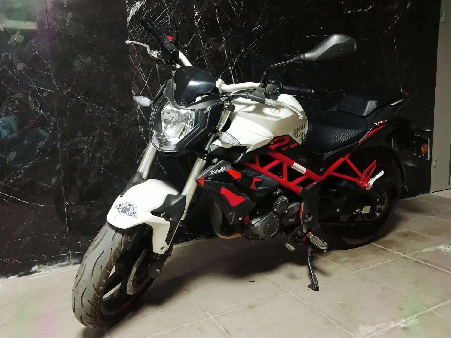 بنلی ۲۵۰ تک مدل ۴۰۱|موتورسیکلت|اصفهان, ملک|دیوار