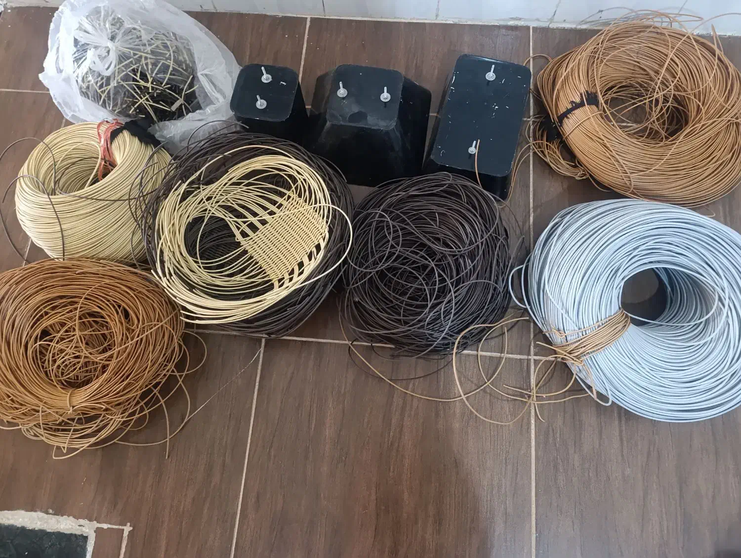 وسایل سبد بافی|صنایع دستی و سایر لوازم تزئینی|کوهدشت, |دیوار