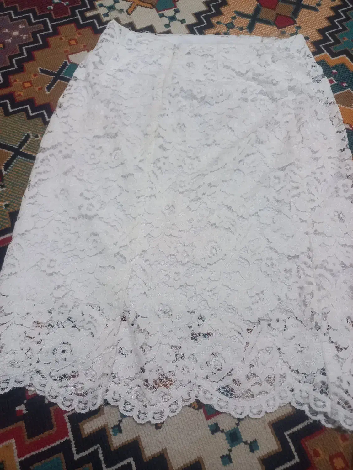 لباس مجلسی|لباس|لنجان, |دیوار