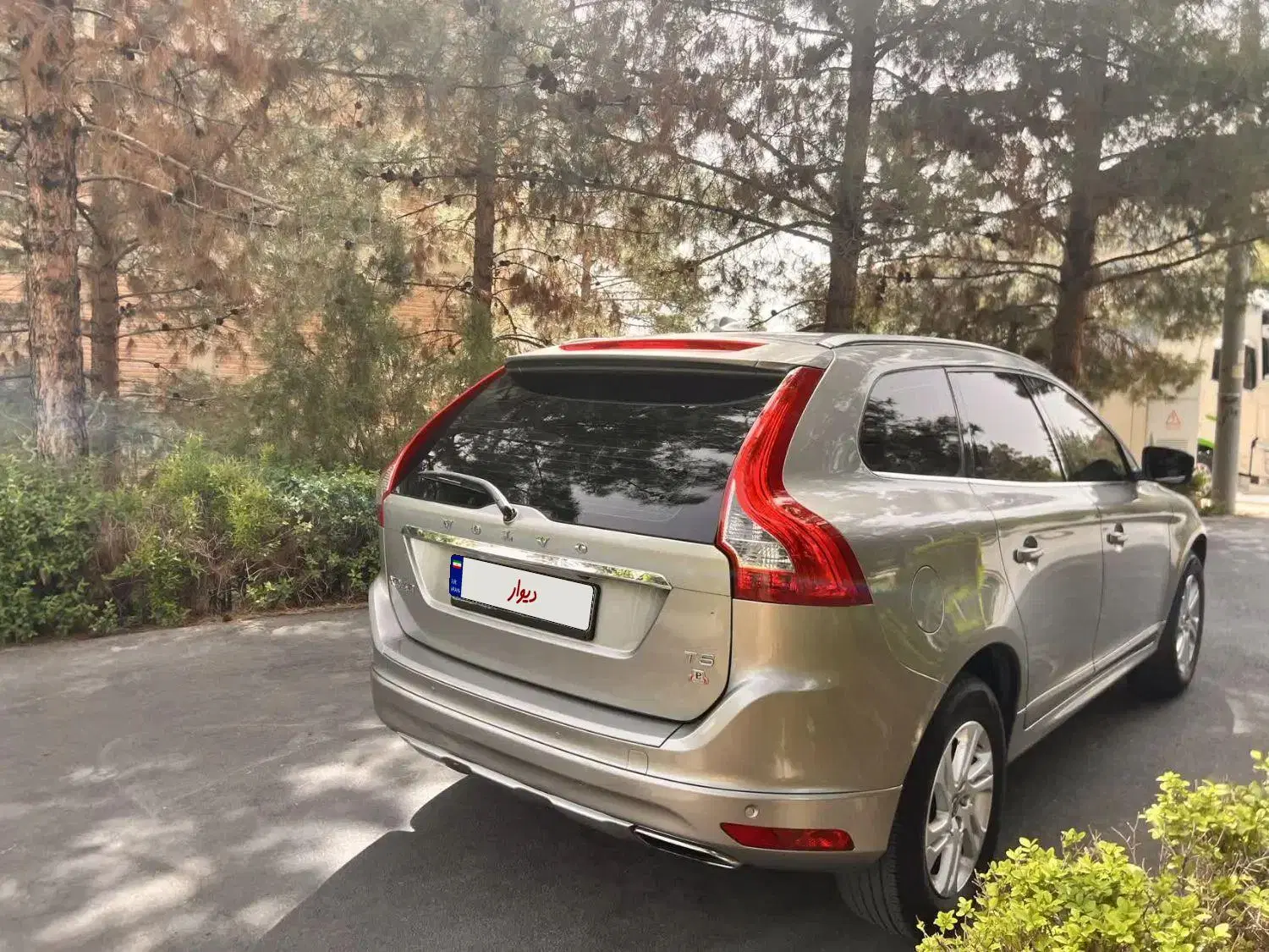 volvo xc60 2014|خودرو سواری و وانت|اصفهان, باغ زیار|دیوار