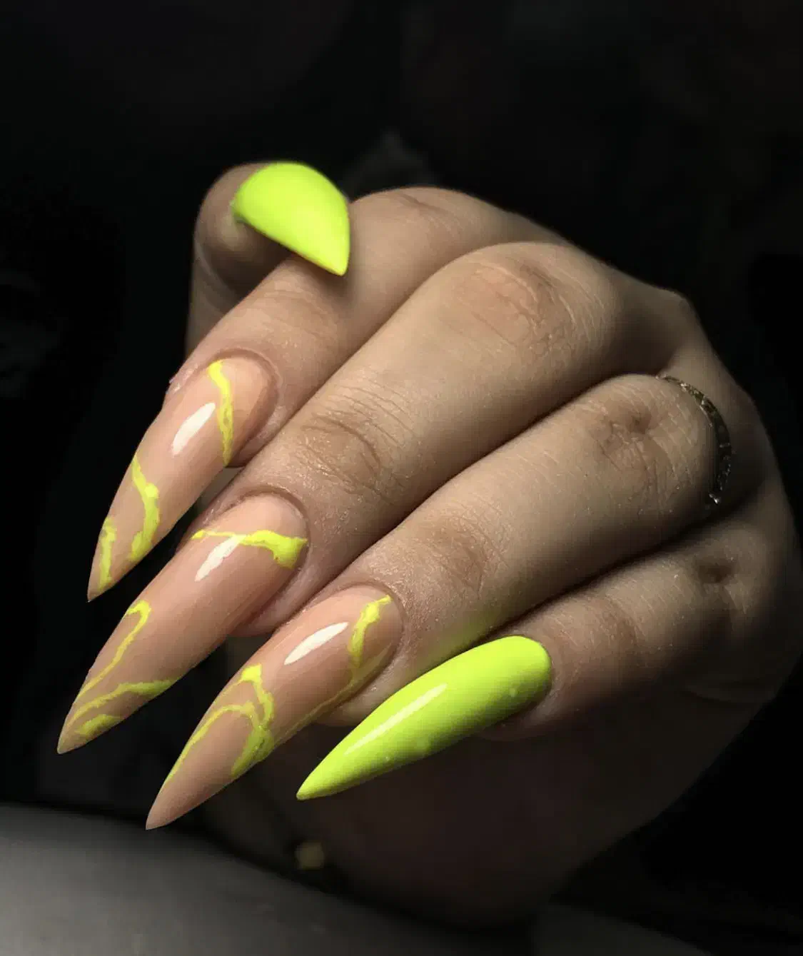 کاشت ناخن بهداری ۲۵۰ تومن|خدمات آرایشگری و زیبایی|ارومیه, |دیوار