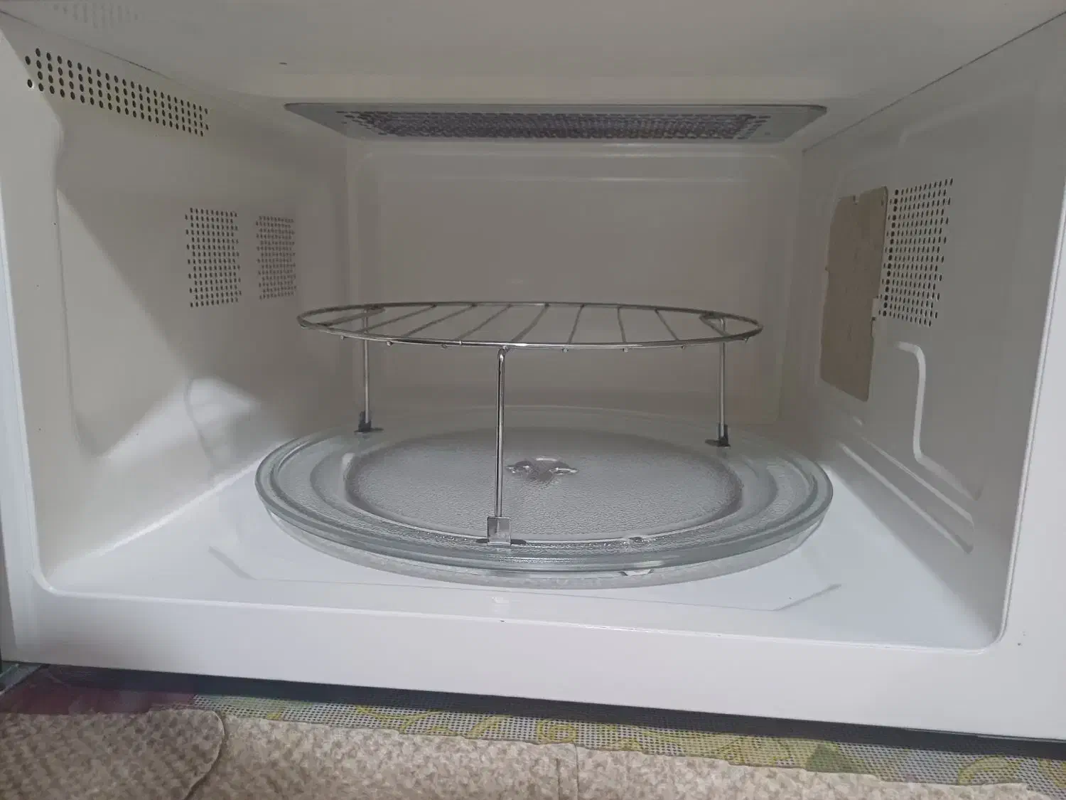 ماکروویو در حد نو|اجاق گاز و لوازم برقی پختوپز|ساری, |دیوار