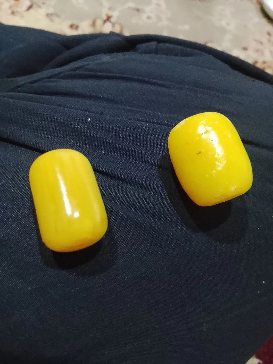 تسبیح قدیمی|کلکسیون اشیاء عتیقه|رودهن, |دیوار