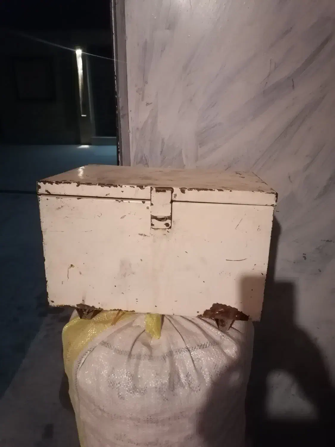 صندوق کوچیک|ابزارآلات|سبزوار, قدس|دیوار