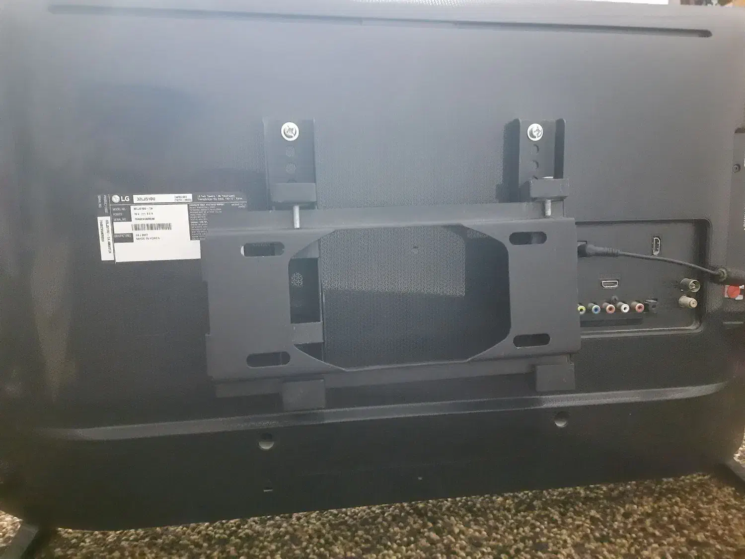 تلویزیون ۳۲ و۴۲|تلویزیون و پروژکتور|برازجان, |دیوار