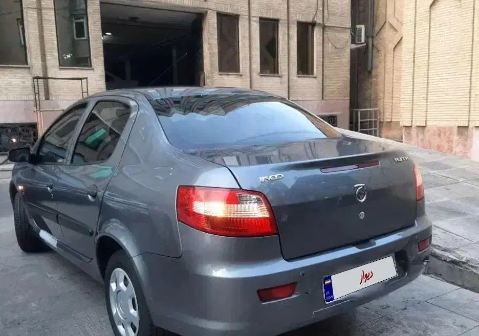 رانا پلاس ۱۴۰۰ خاکستری متالیک|خودرو سواری و وانت|شیراز, گل سرخ|دیوار