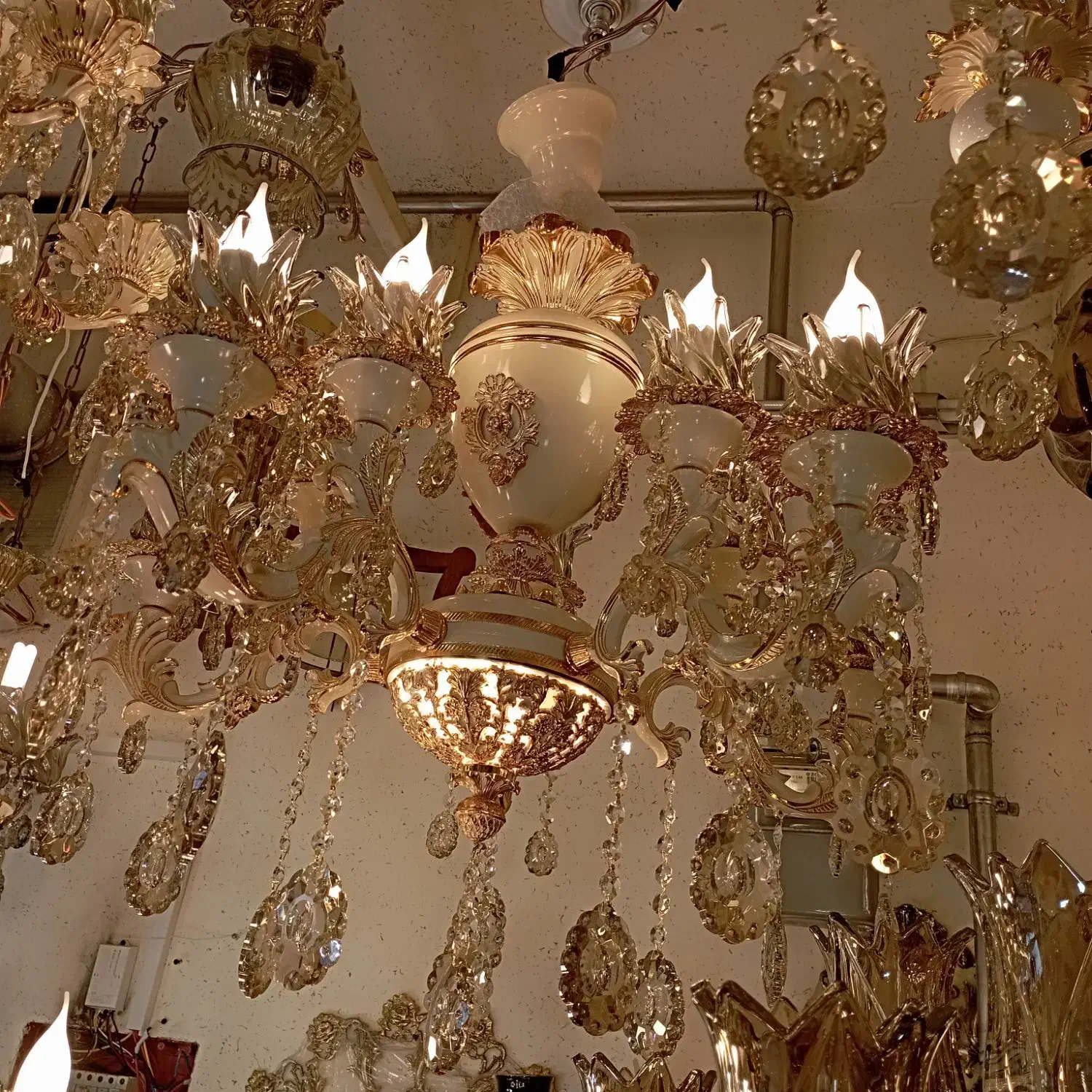 برنز و لوستر فتائی|لوستر و چراغ آویز|اردبیل, |دیوار