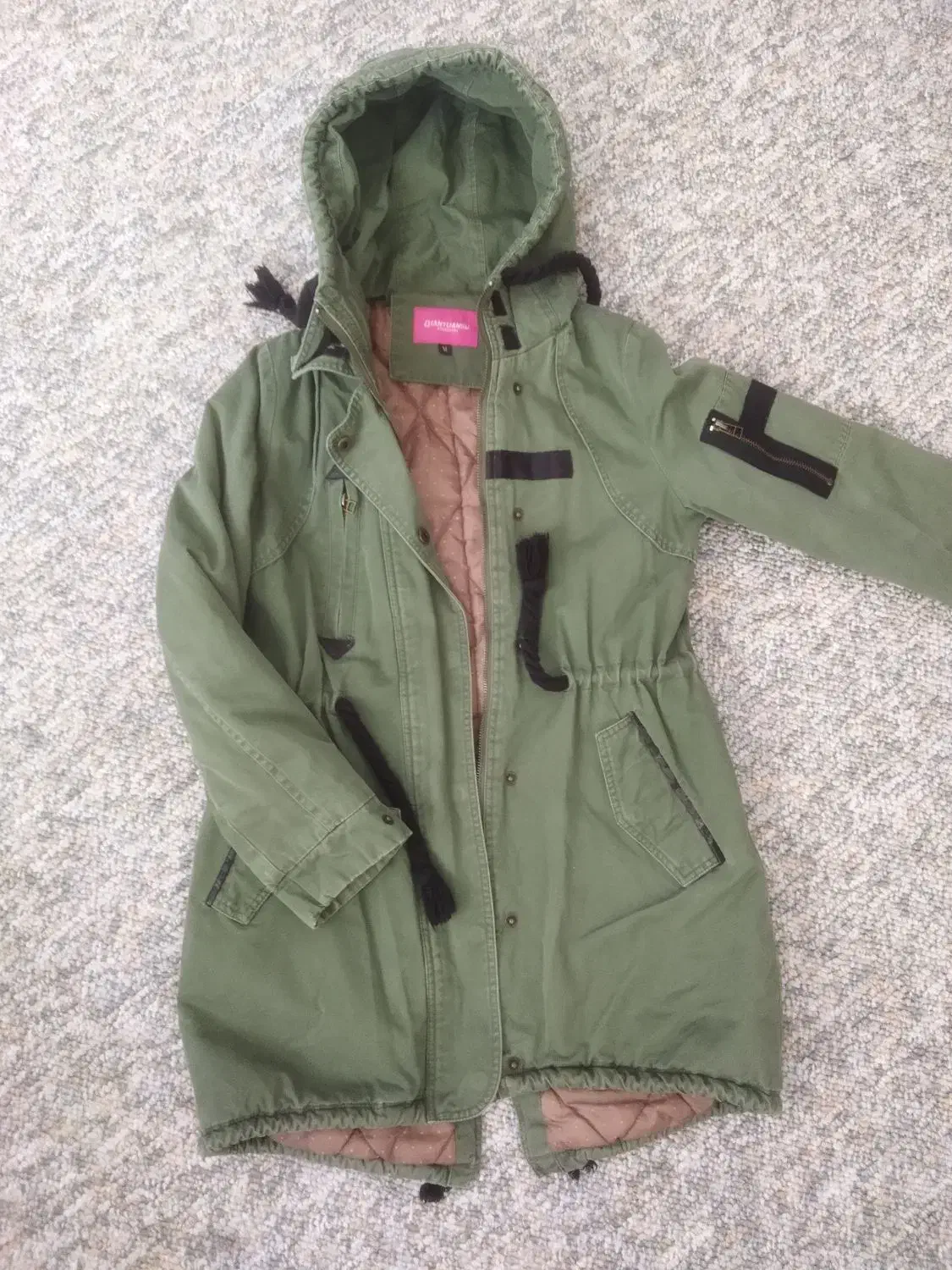 کاپشن و تعدادی مانتو1|لباس|شیراز, دانشگاه شیراز|دیوار