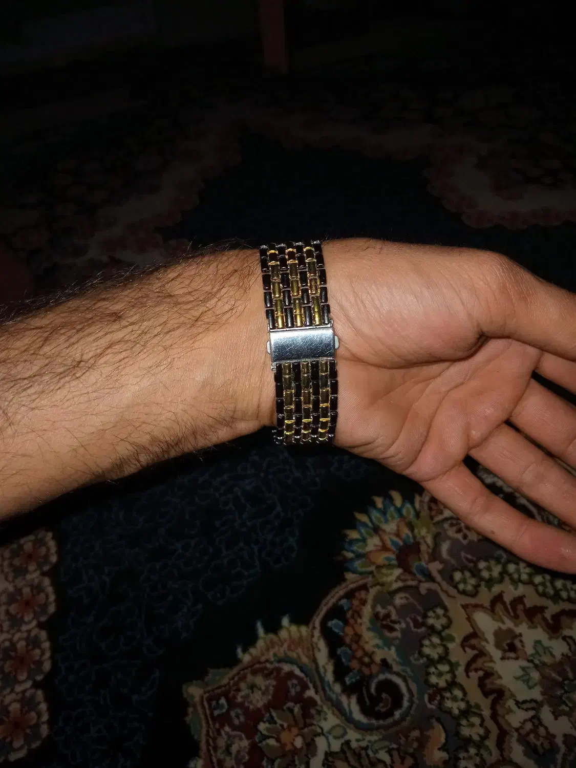 ساعت مچی خوشگل و در حد نو|ساعت|سبزوار, شرق کال عیدگاه|دیوار