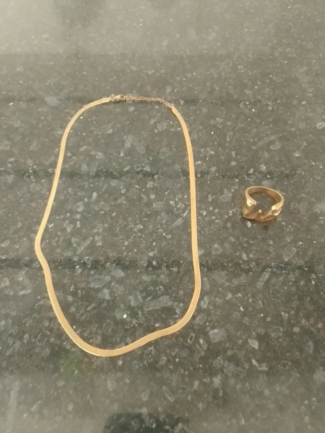 گردنبند|بدلیجات|اهرم, |دیوار