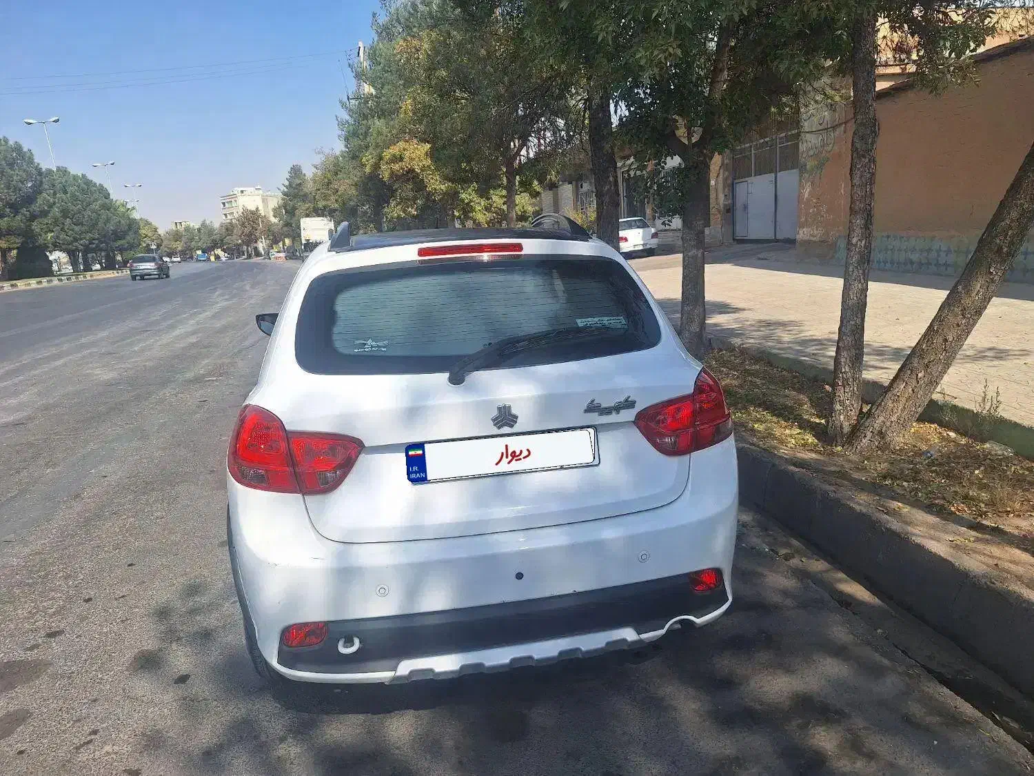 کوییک 1401r معاوضه فقط با آریسان ۲|خودرو سواری و وانت|مرودشت, فاز اول شهرک فرهنگیان|دیوار