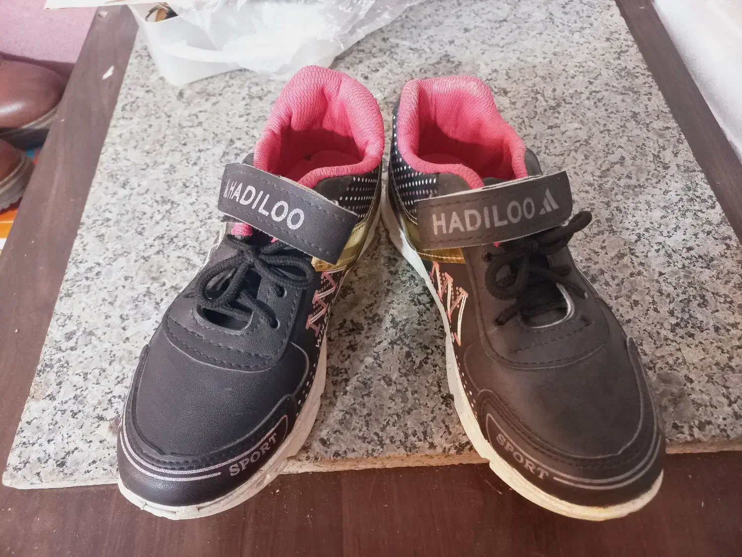 کفش بچگانه سایز ۳۲ الی ۳۳|کفش و لباس بچه|ابهر, |دیوار