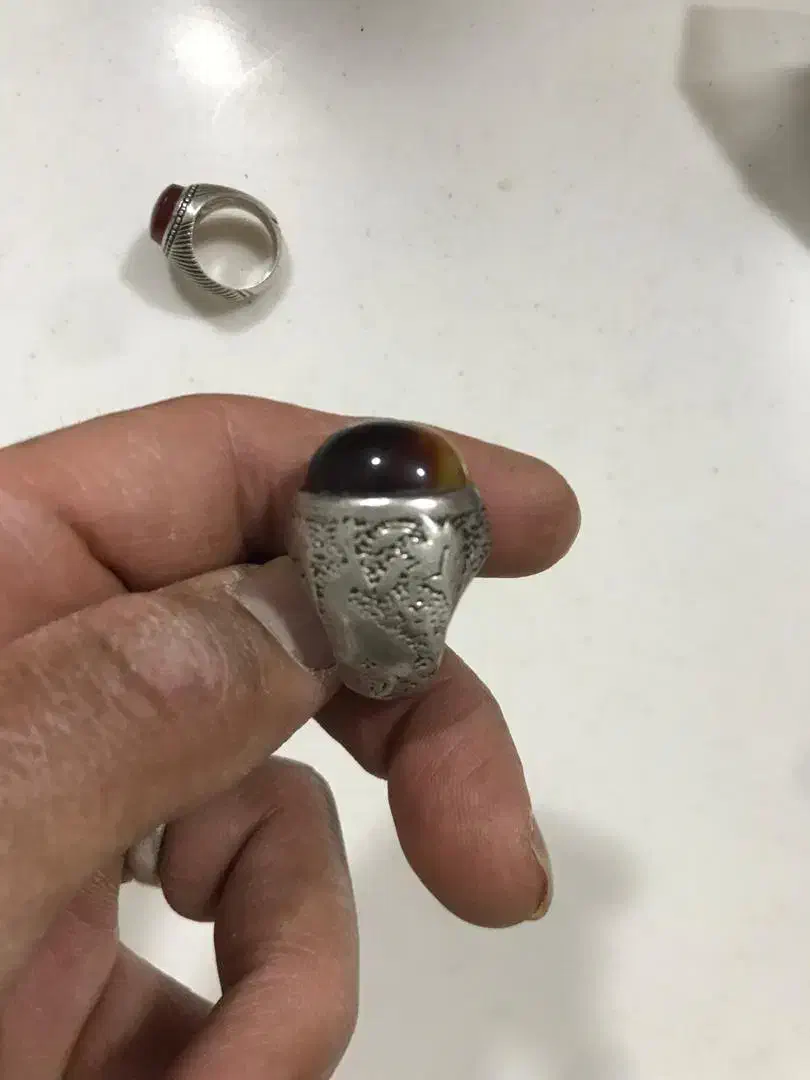 انگشتر سلیمانی کهنه|جواهرات|صدرا-فارس, فاز ۱|دیوار