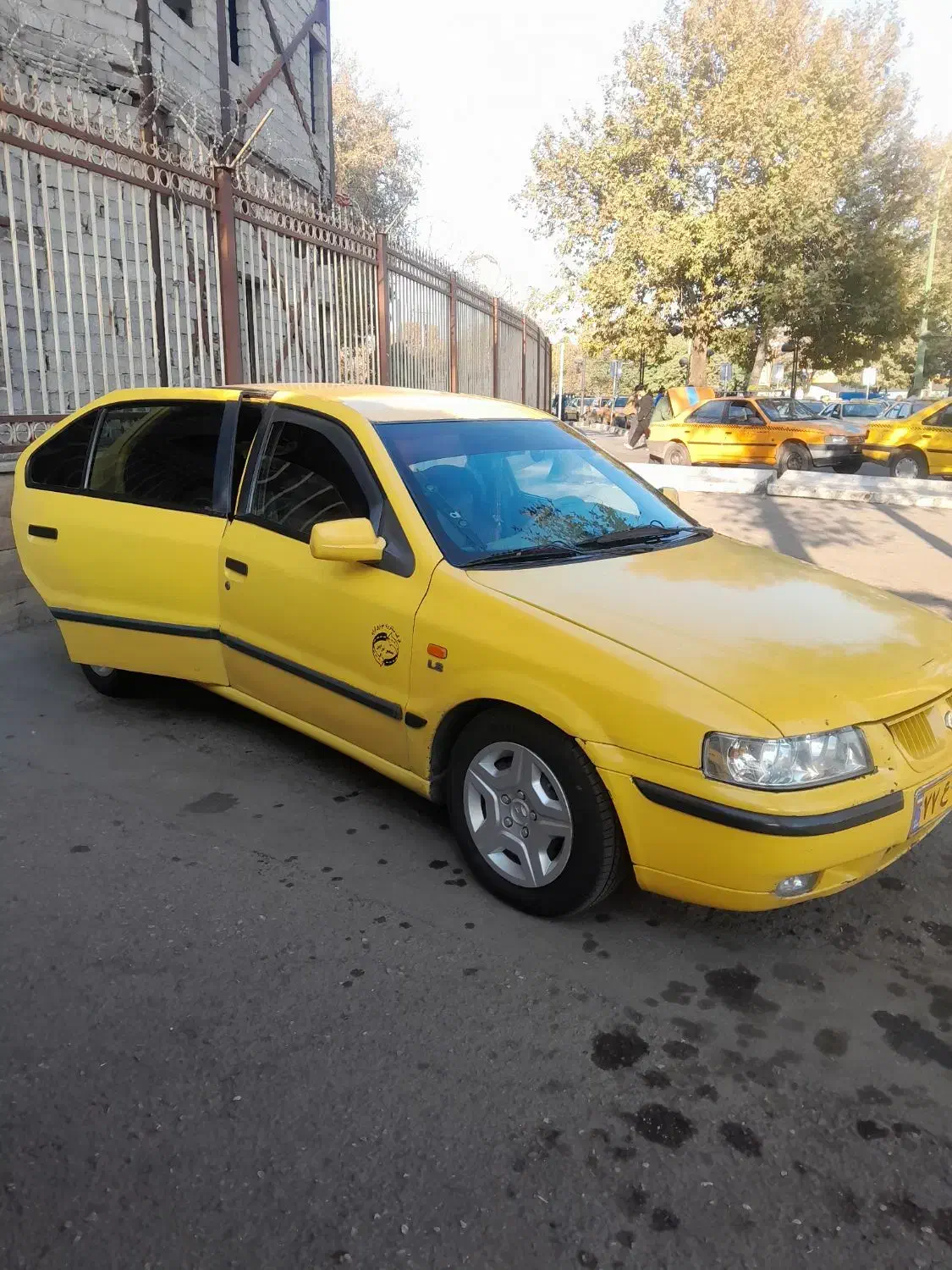 ۳۰۰میلیون قیمت مقطوع پول لازم فوری|خودرو سواری و وانت|قزوین, |دیوار