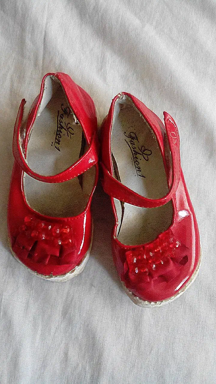 راکر حلزونی و تشت نوزادی و کفش  لباس ‌سرهمی کاپشن|اسباب و اثاث بچه|مشهد, بهشت|دیوار