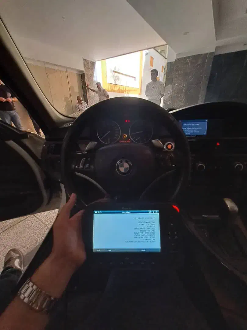 کارشناس رتبه اول خودروموتور تشخیص رنگ سیاربدنه فنی|خدمات موتور و ماشین|تهران, مسعودیه|دیوار