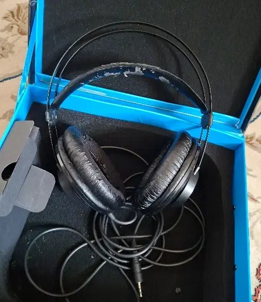 هدفون مانیتورینگ akg k52|قطعات و لوازم جانبی رایانه|تهران, شهرک شهید باقری|دیوار