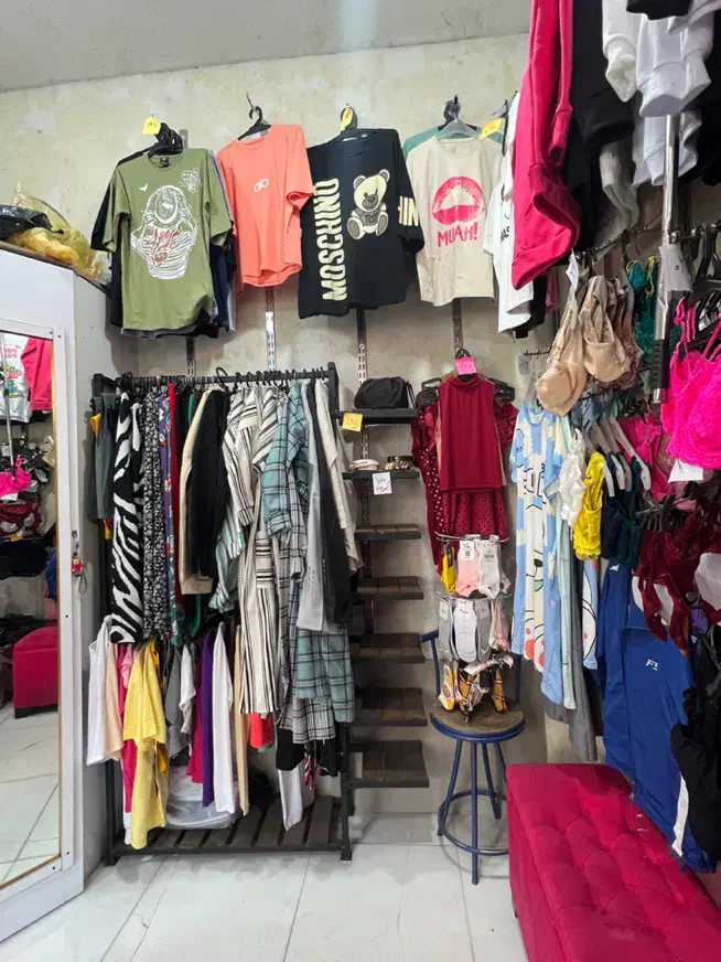 لباس زنانه پالتو بارونی شلوار جین کتان لباس زیر و.|لباس|تهران, افسریه جنوبی|دیوار