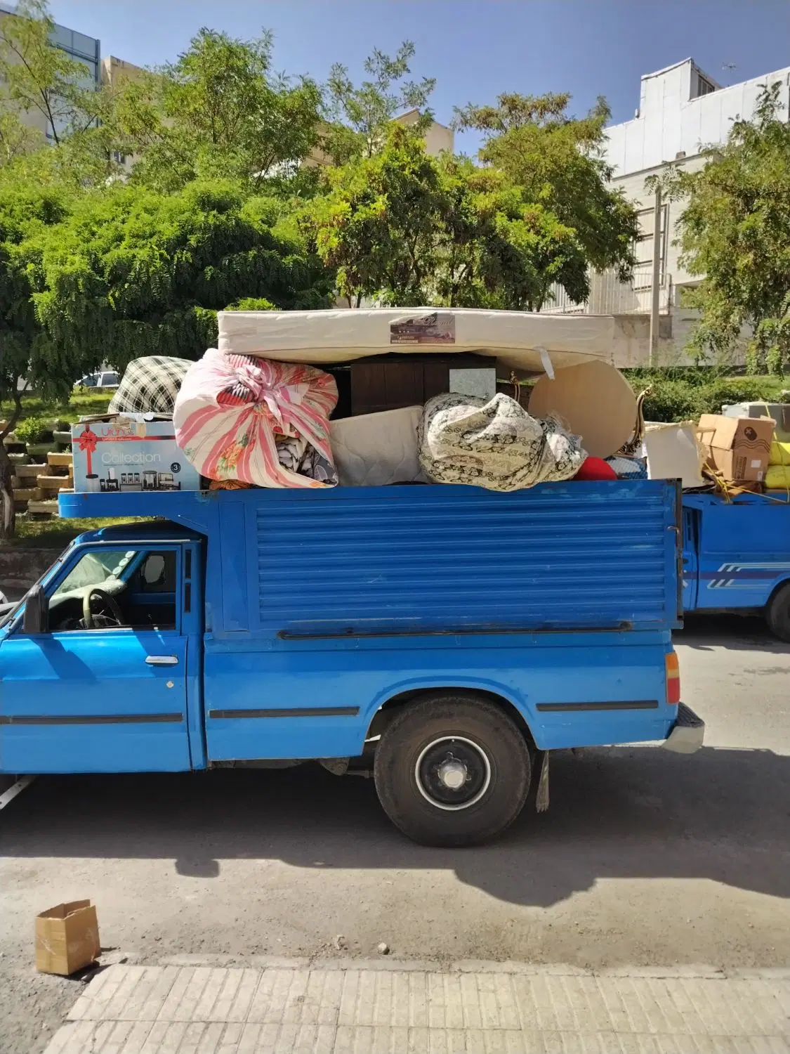 نیسان بار تلفنی/وانت/کارگر/باربری/ اثاث کشی منزل|خدمات حمل و نقل|کرمانشاه, |دیوار