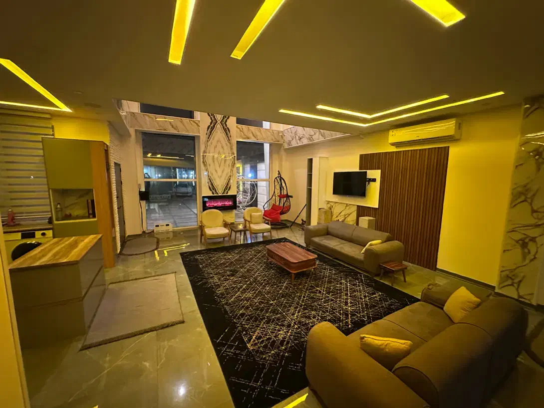 اجاره باغ ویلا مدرن۳خواب استخر داخل گرمایش کف|اجارهٔ کوتاه‌مدت ویلا و باغ|تهران, ستارخان|دیوار