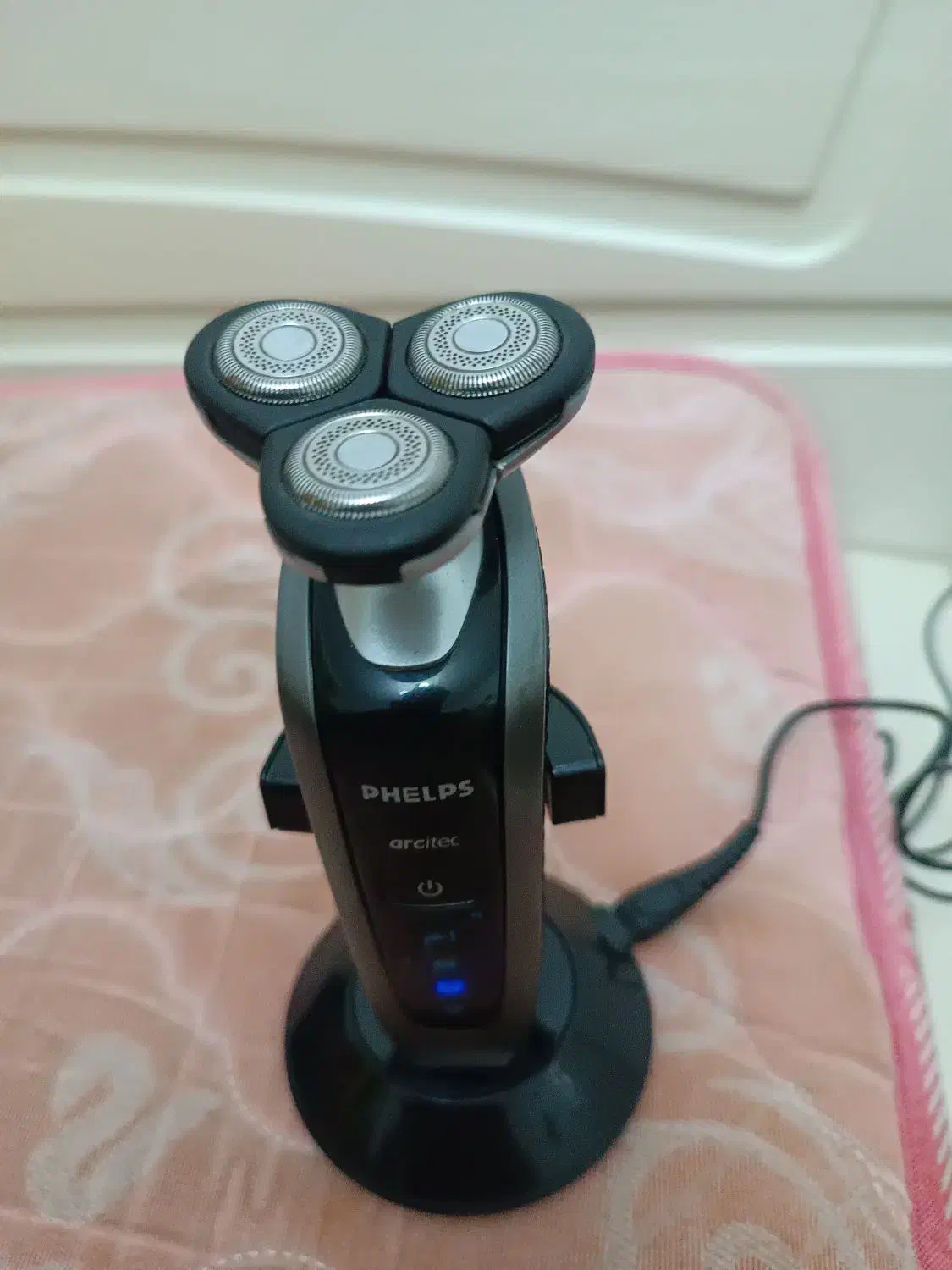 ریش تراش فیلیپس|آرایشی، بهداشتی، درمانی|هشتگرد, هیو|دیوار