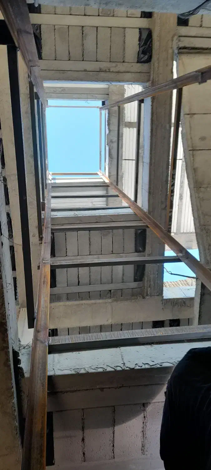 آسانسور اسکلت وریل|خدمات پیشه و مهارت|تکاب, |دیوار