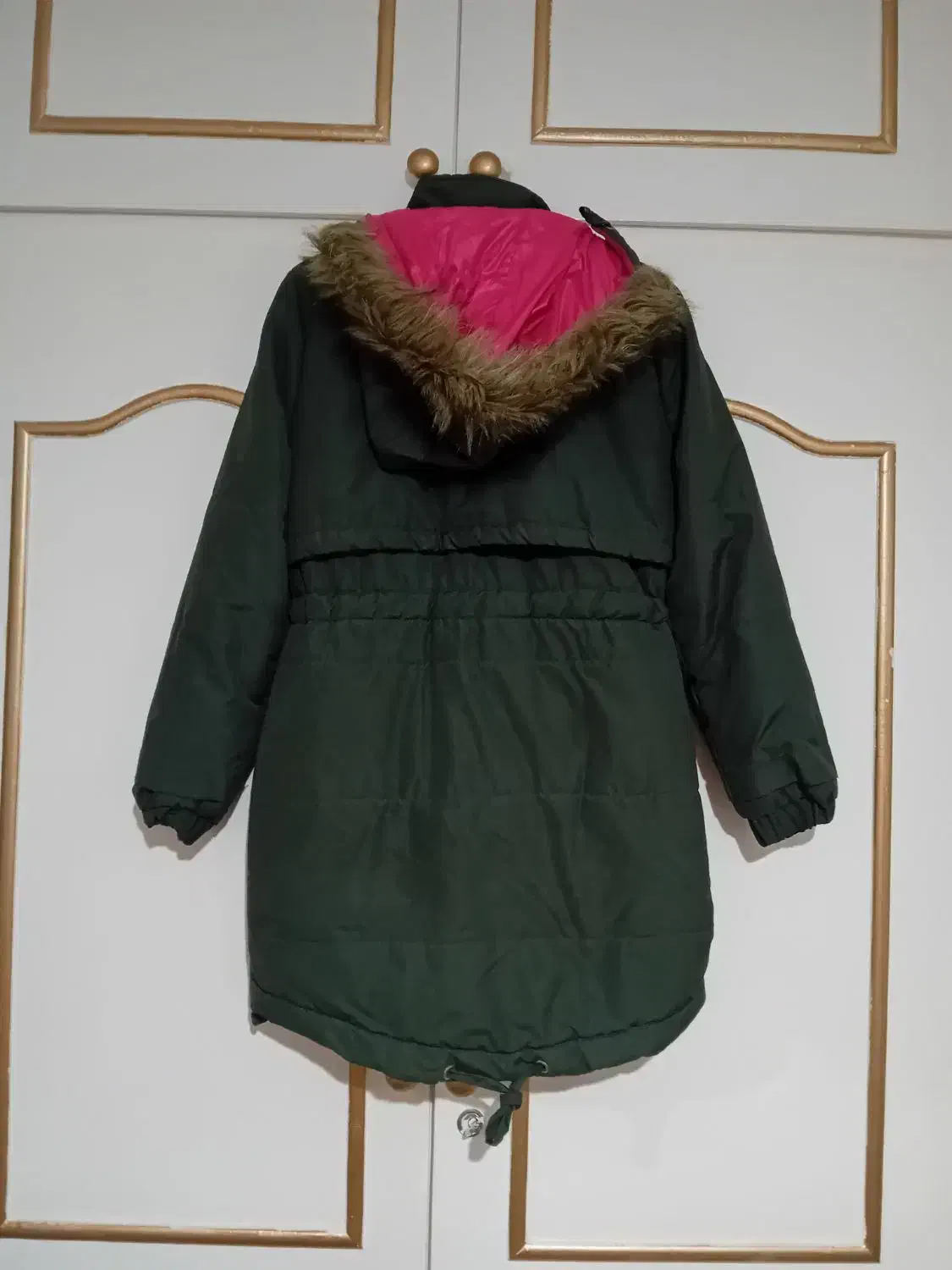 کاپشن خارجی و ست بافت|لباس|شاهینشهر, خانه کارگر|دیوار