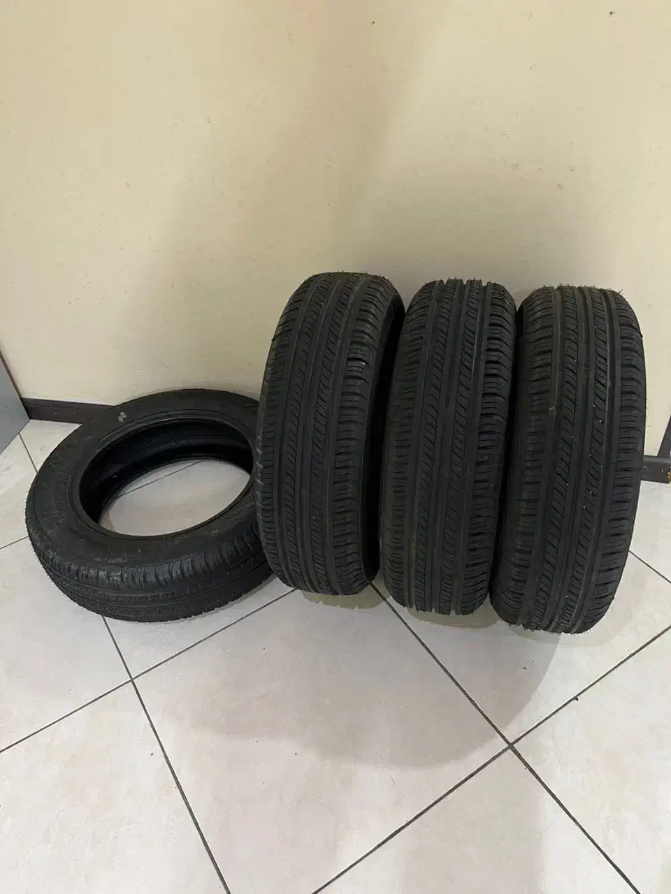 لاستیک بارز سایز15×65×185|قطعات یدکی و لوازم جانبی|تهران, جنتآباد جنوبی|دیوار