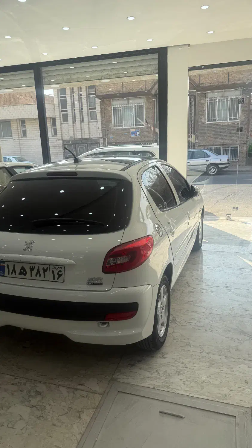 ۲۰۷ پانا دنده ۱۴۰۴ با رینگ سفید|خودرو سواری و وانت|قم, تولید دارو و یخچال|دیوار