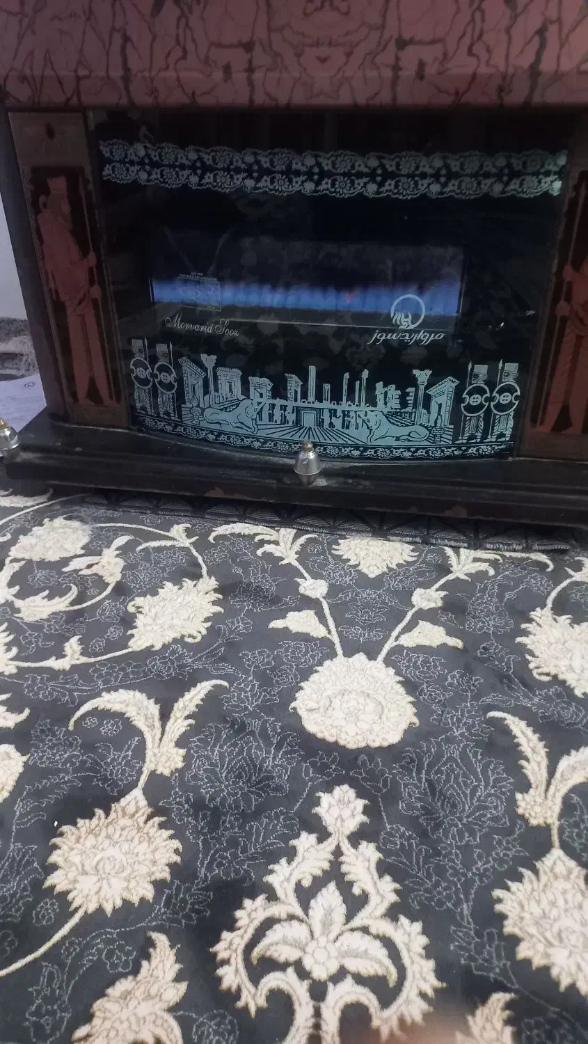 وسایل خونه درحدنو به علت تغییردکوراسیون|بخاری، هیتر، شومینه|دهدشت, |دیوار