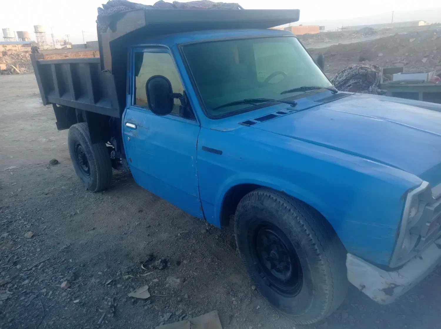 فروش یک دستگاه نیسان کمپرسی|خودرو سواری و وانت|کاشان, مسلم آباد|دیوار