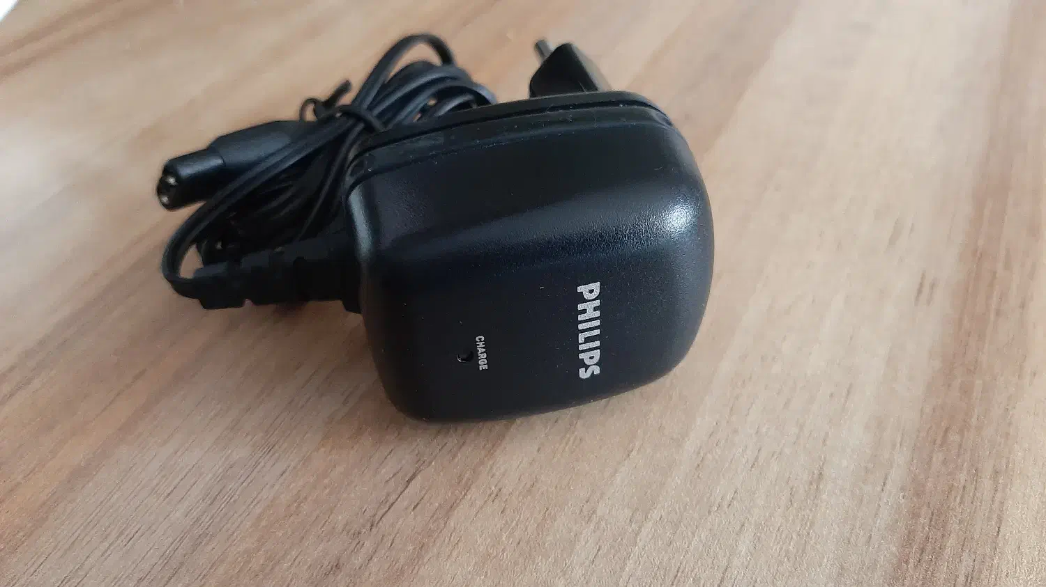 شارژر فابریک ریش تراش فیلیپس|آرایشی، بهداشتی، درمانی|تهران, دریان‌نو|دیوار