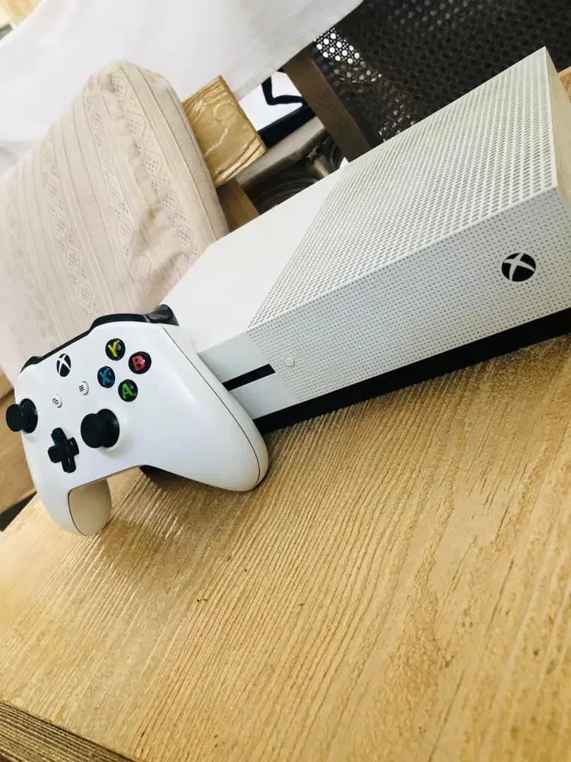 Xbox One S|کنسول، بازی ویدئویی و آنلاین|تهران, تهرانسر غربی|دیوار